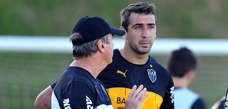/9025jogadorpratto.jpg