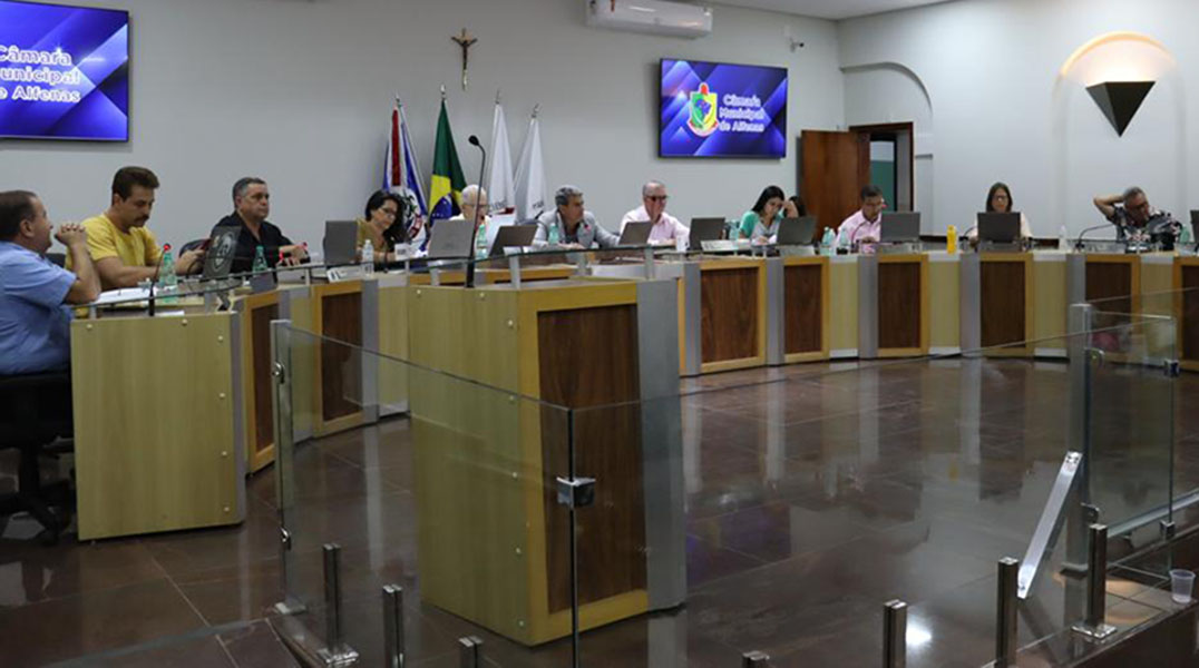 Onze dos 12 vereadores buscam reeleição em Alfenas